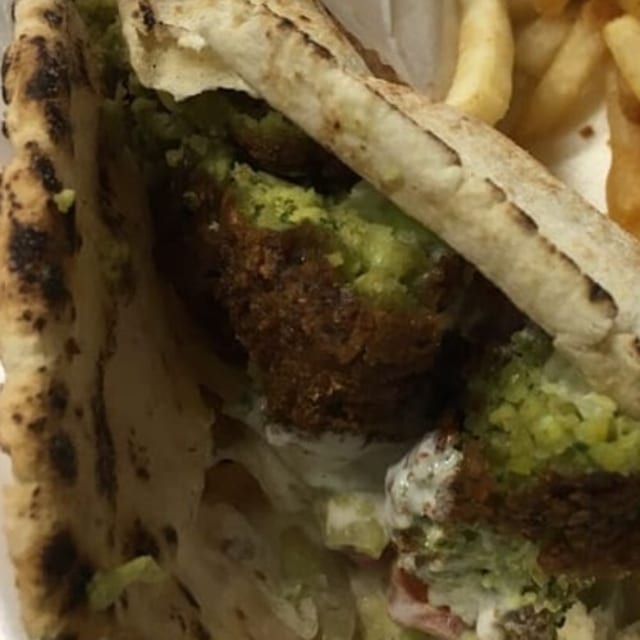 Falafel Pita.