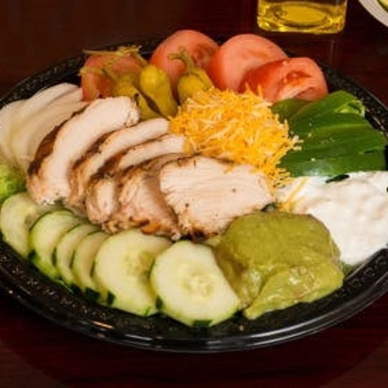 Delicious Gyro Platter: A Mediterranean Delight