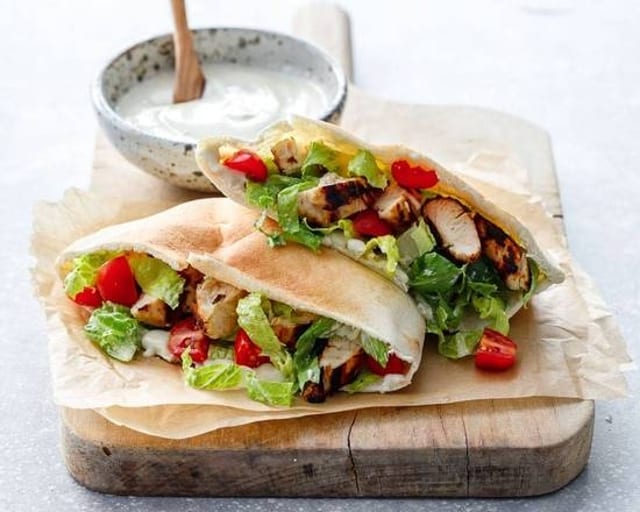 Chicken Fajita Stuffed-Pita (Pita + 1 Side).